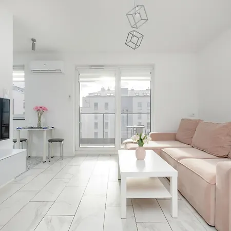 Motlawa River Old City Studio By Renters